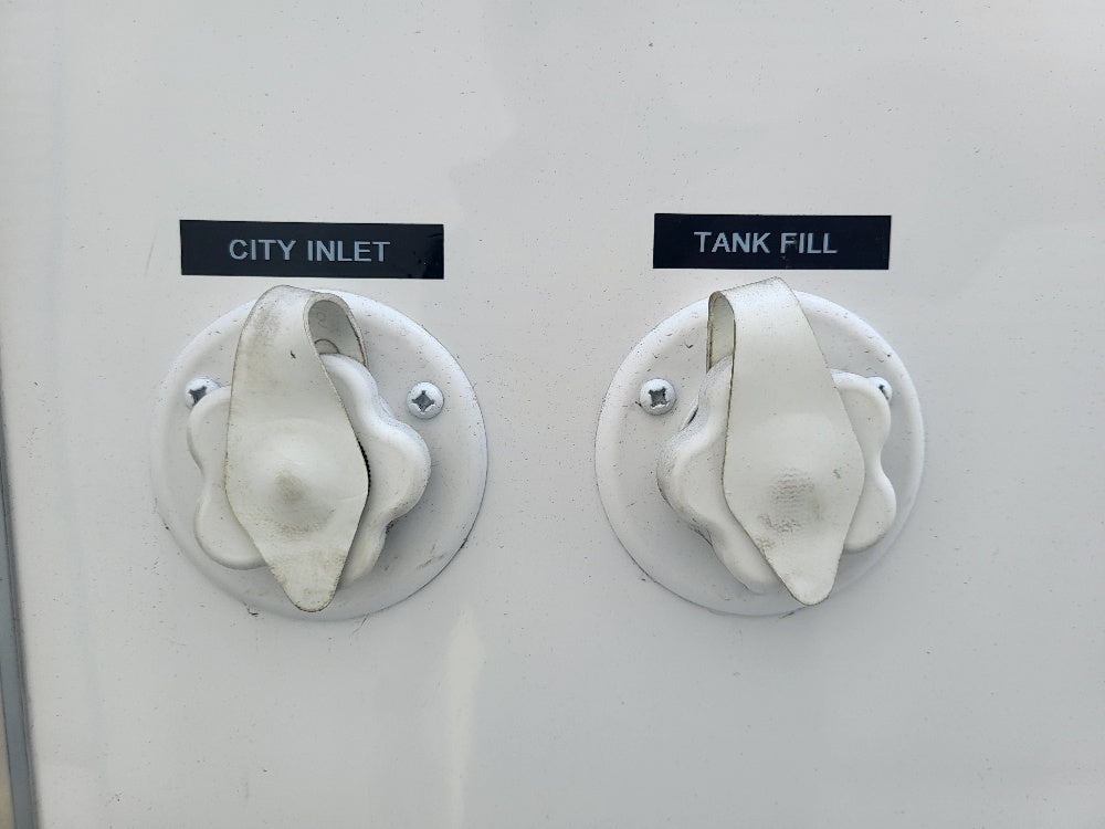 4 Stall 4 Sink Solar Suite Trailer