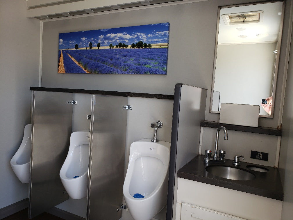 7 Stall 2 Sink Suite Trailer Premier Plus