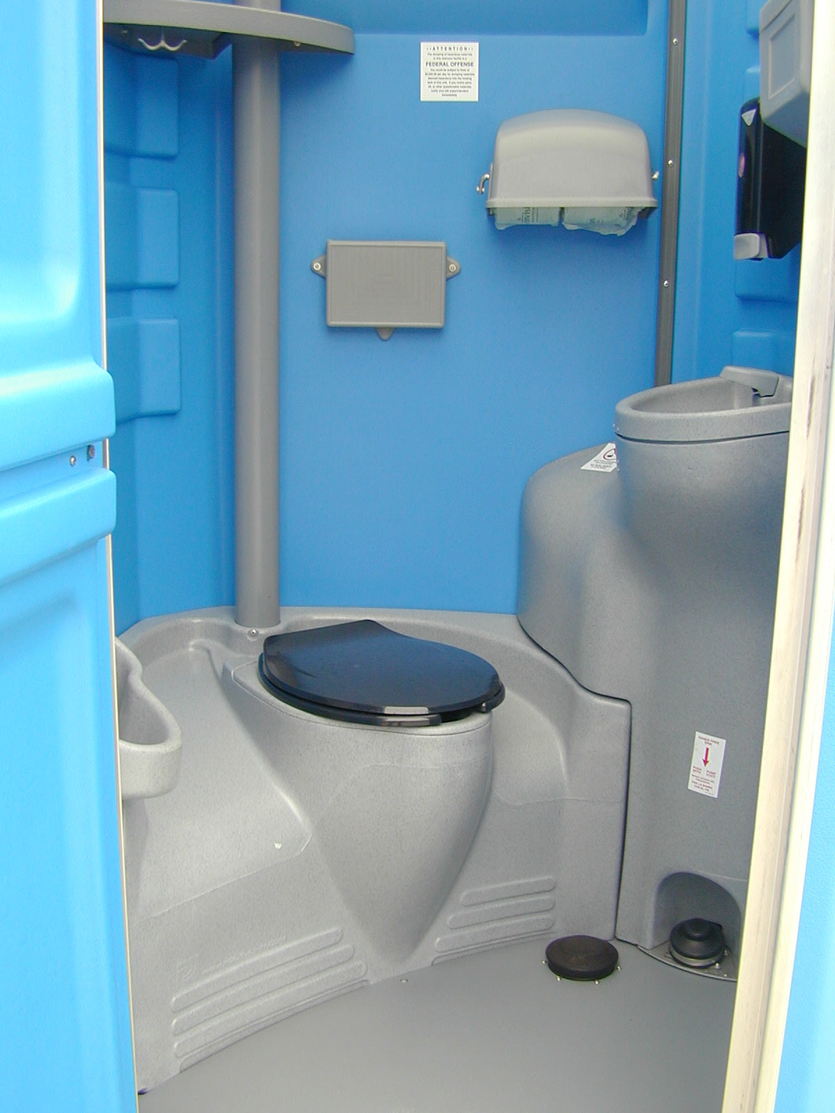 Premier Plus Flushable With Sink